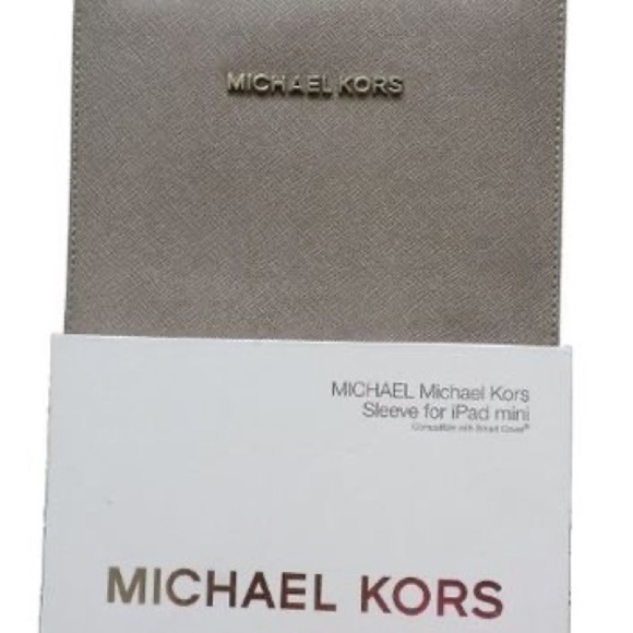 MICHAEL KORS Gray Saffiano Leather iPad Mini Padded Sleeve /Pouch /Case /Cover - Picture 3 of 8